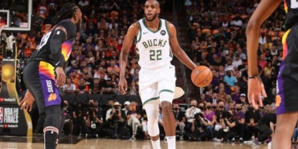 乐鱼体育APP-米德尔顿：我一直努力提高自己 和字母哥互相促进